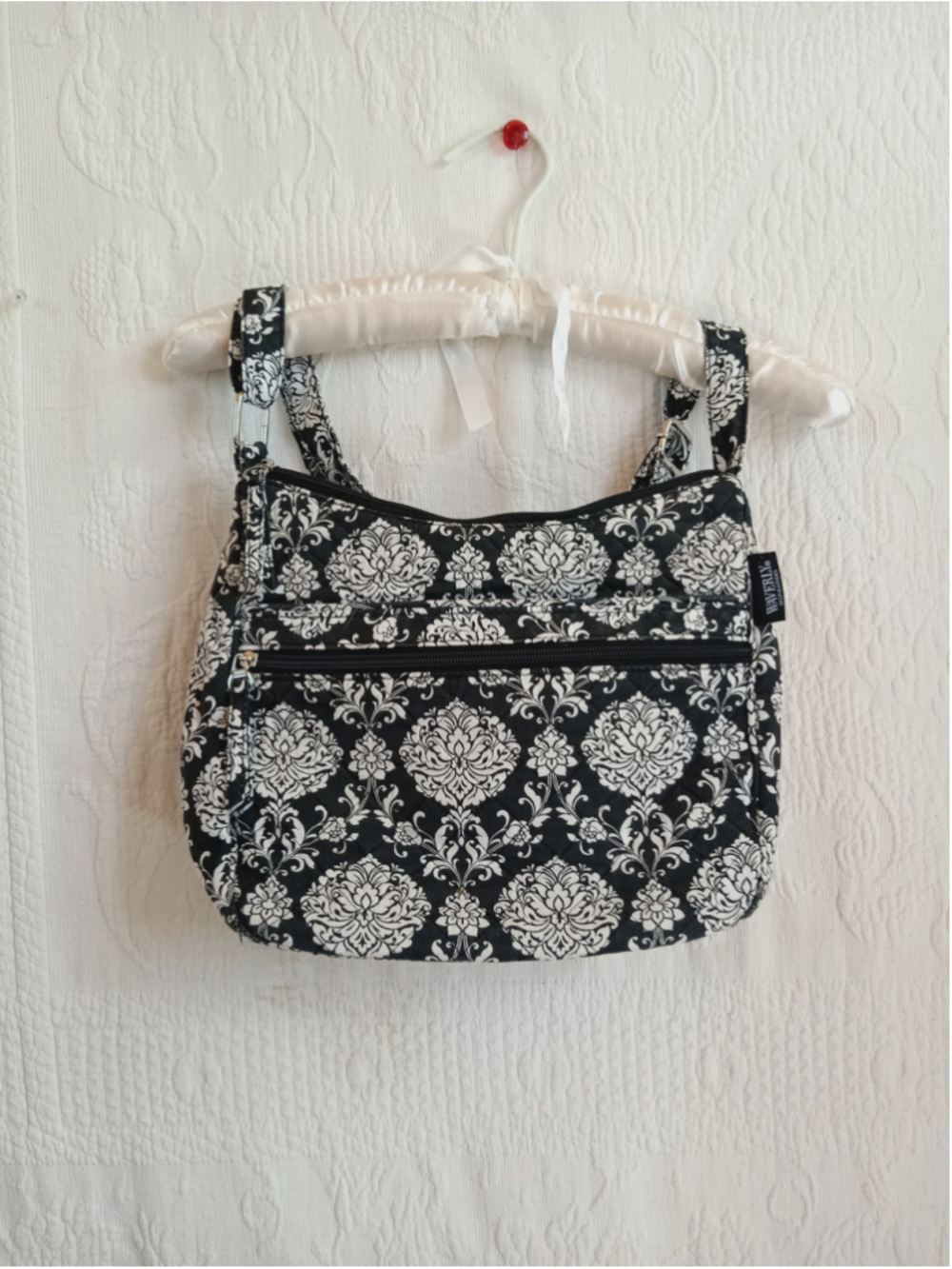 Waverly black white damask quilted crossbody bag cute soft travel purse floral - Picture 2 of 9